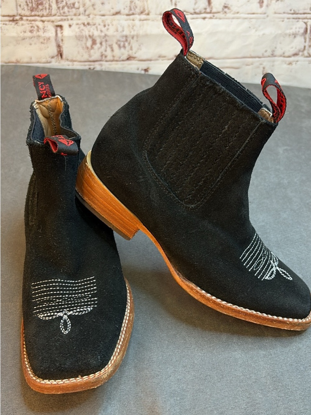 Black Suede Chukka Boots with Contrast Stitch Detail